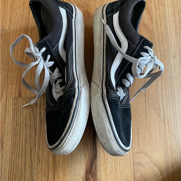 Low Rise Vans - Picture 2 of 3